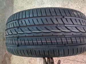 305/40r22 Brand New Tires