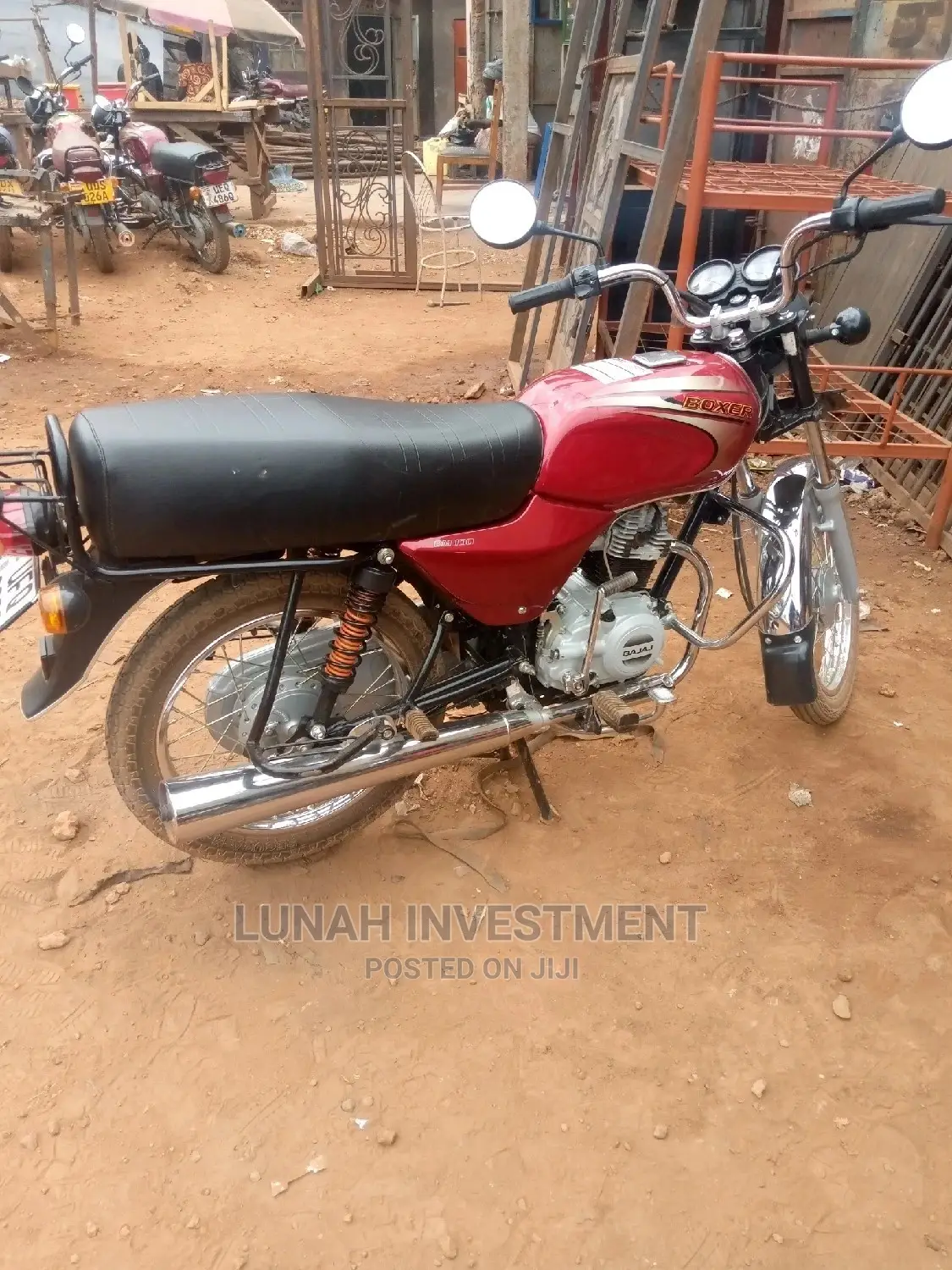 Bajaj RE 2022 Pink