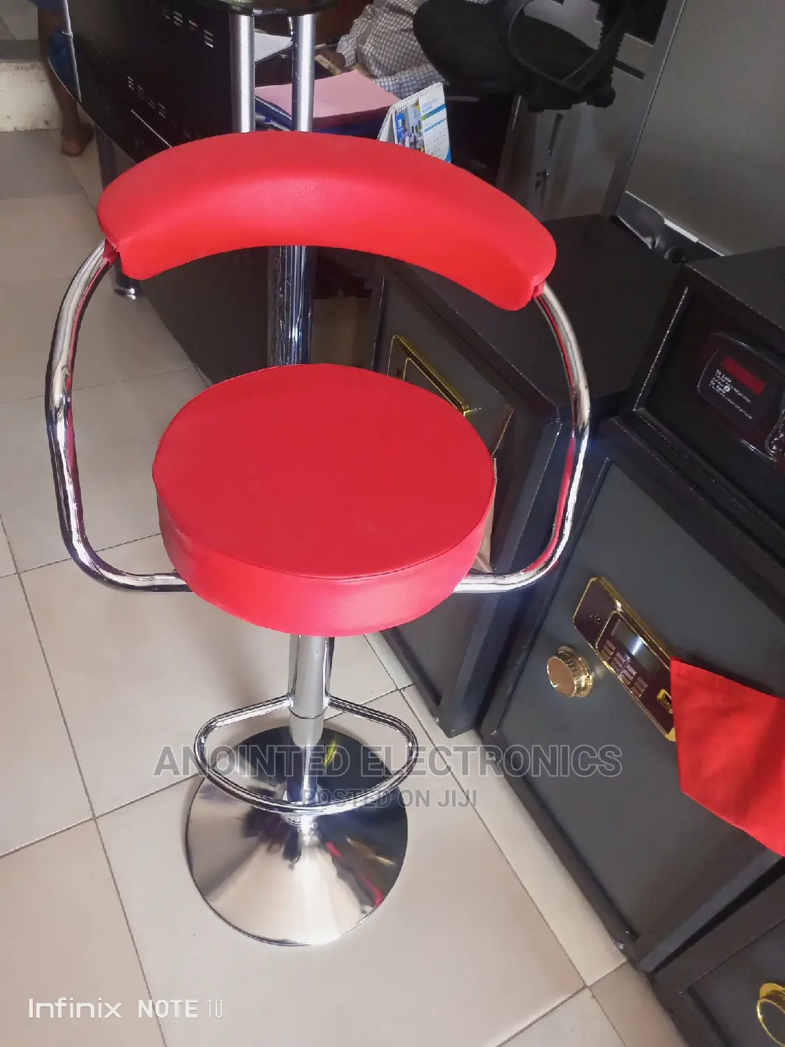 Chairs Red Clour