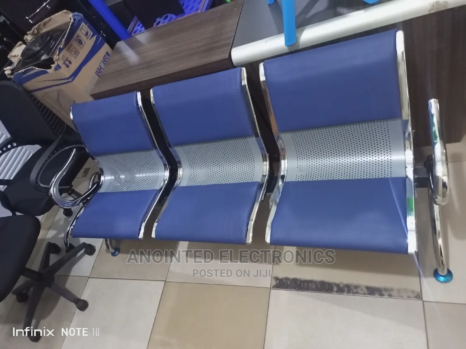 Waiting Chair Blue