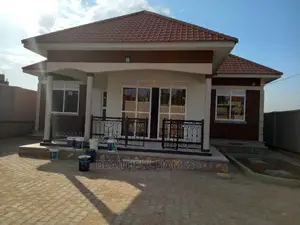 Furnished 4bdrm Bungalow in Kira for Sale