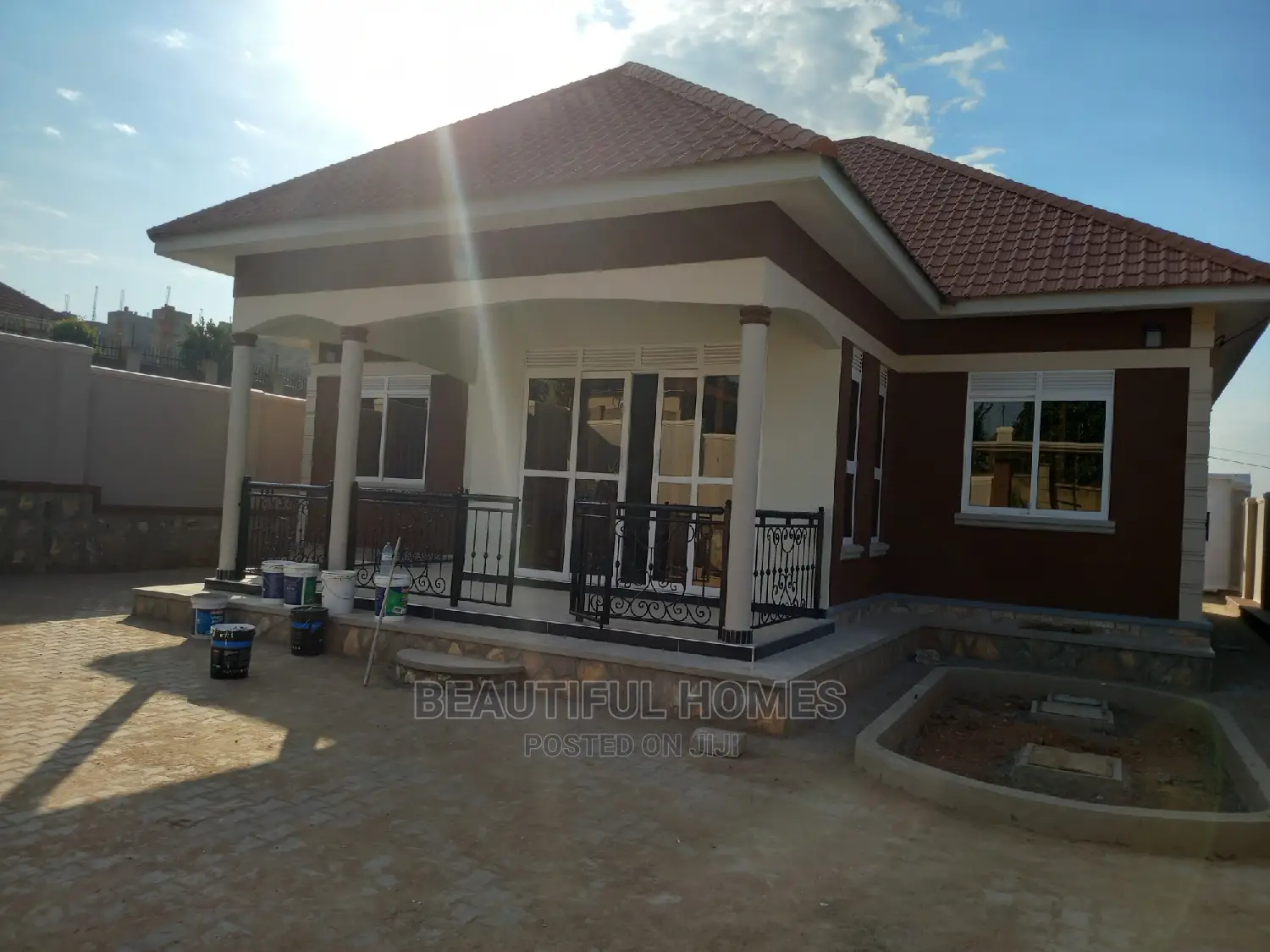 Furnished 4bdrm Bungalow in Kira for Sale