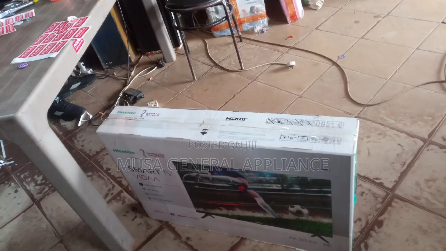 32 Ich Hisense Smart