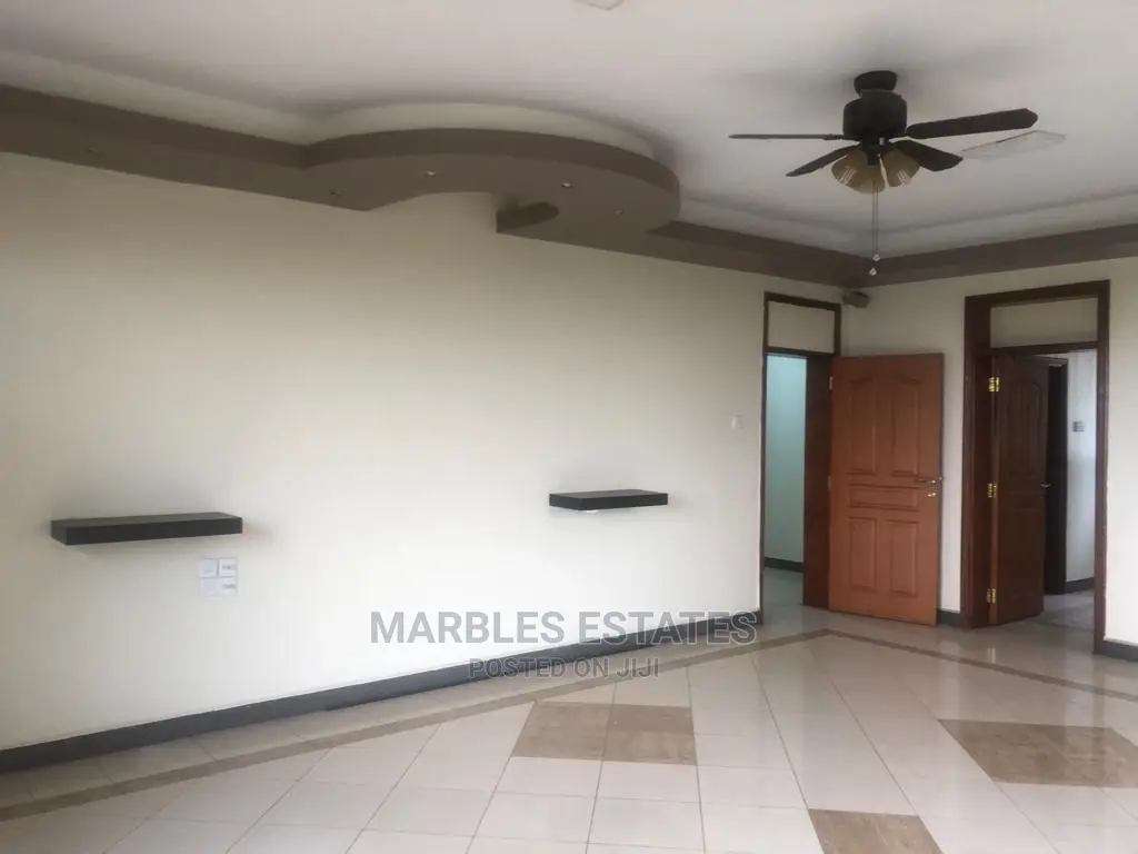 5bdrm Bungalow in Kololo, Central Division for Rent
