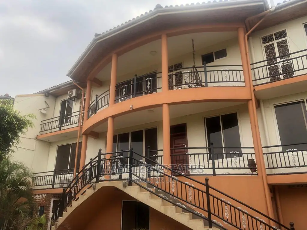 5bdrm Bungalow in Kololo, Central Division for Rent
