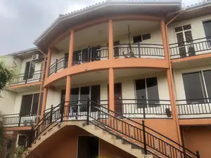 5bdrm Bungalow in Kololo, Central Division for Rent