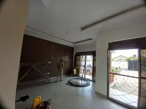 Furnished 4bdrm House in Kira for Sale