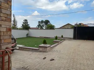 Furnished 4bdrm Bungalow in Kira for Sale