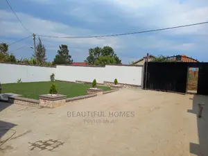 Furnished 4bdrm House in Kira for Sale