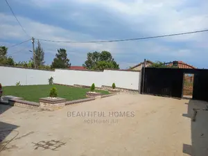 Furnished 4bdrm House in Kira for Sale