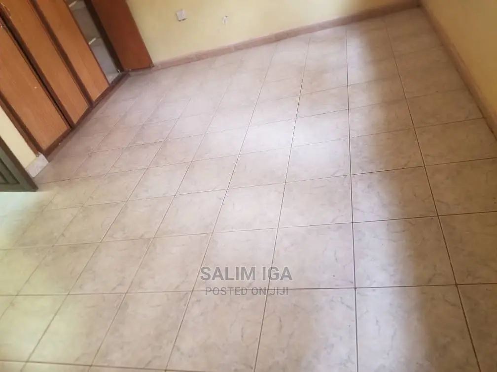 4bdrm Bungalow in Kololo Property, Central Division for Rent