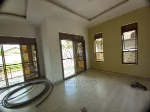 Furnished 4bdrm House in Kira for Sale
