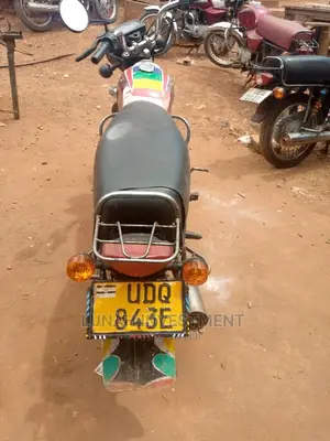 Bajaj Avenger 150 Street 2016 Red