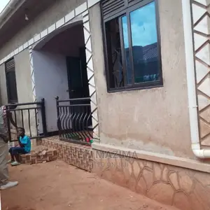 2bdrm House in Salaama Munyonyo, Division B for Sale
