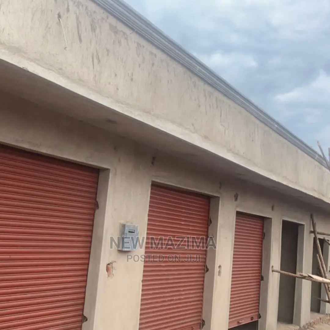Newly Constructed Busy Shops on Quicksale in Katwe Tarmac Rd