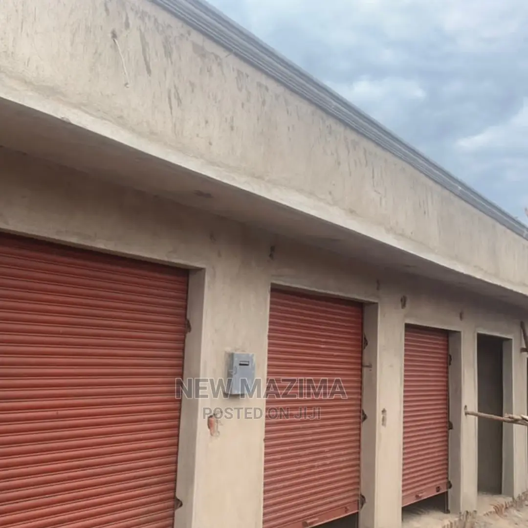 Newly Constructed Busy Shops on Quicksale in Katwe Tarmac Rd