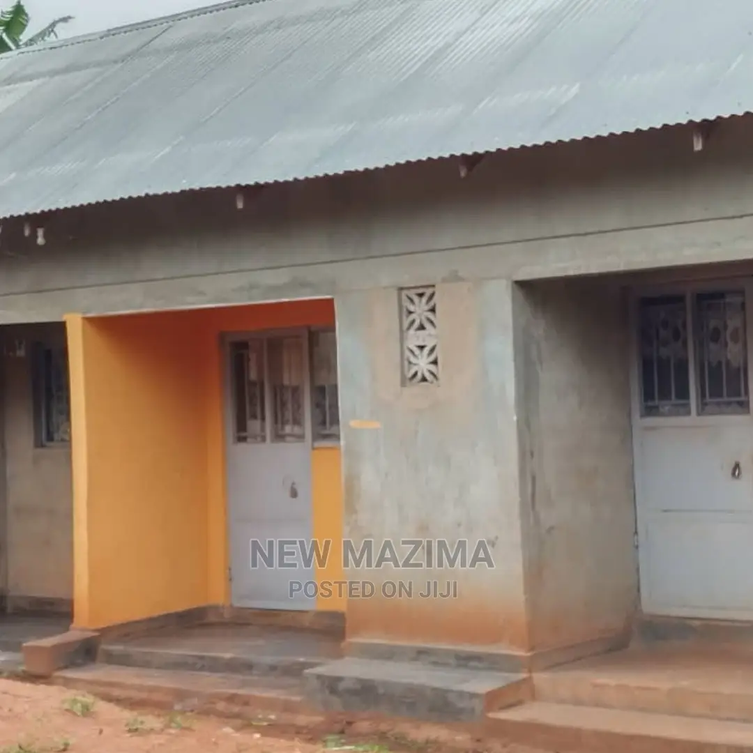 3bdrm House in Kawempe Kawanda, Division a for Sale