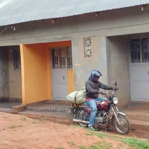 3bdrm House in Kawempe Kawanda, Division a for Sale