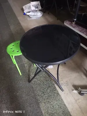 Round Glass Table's