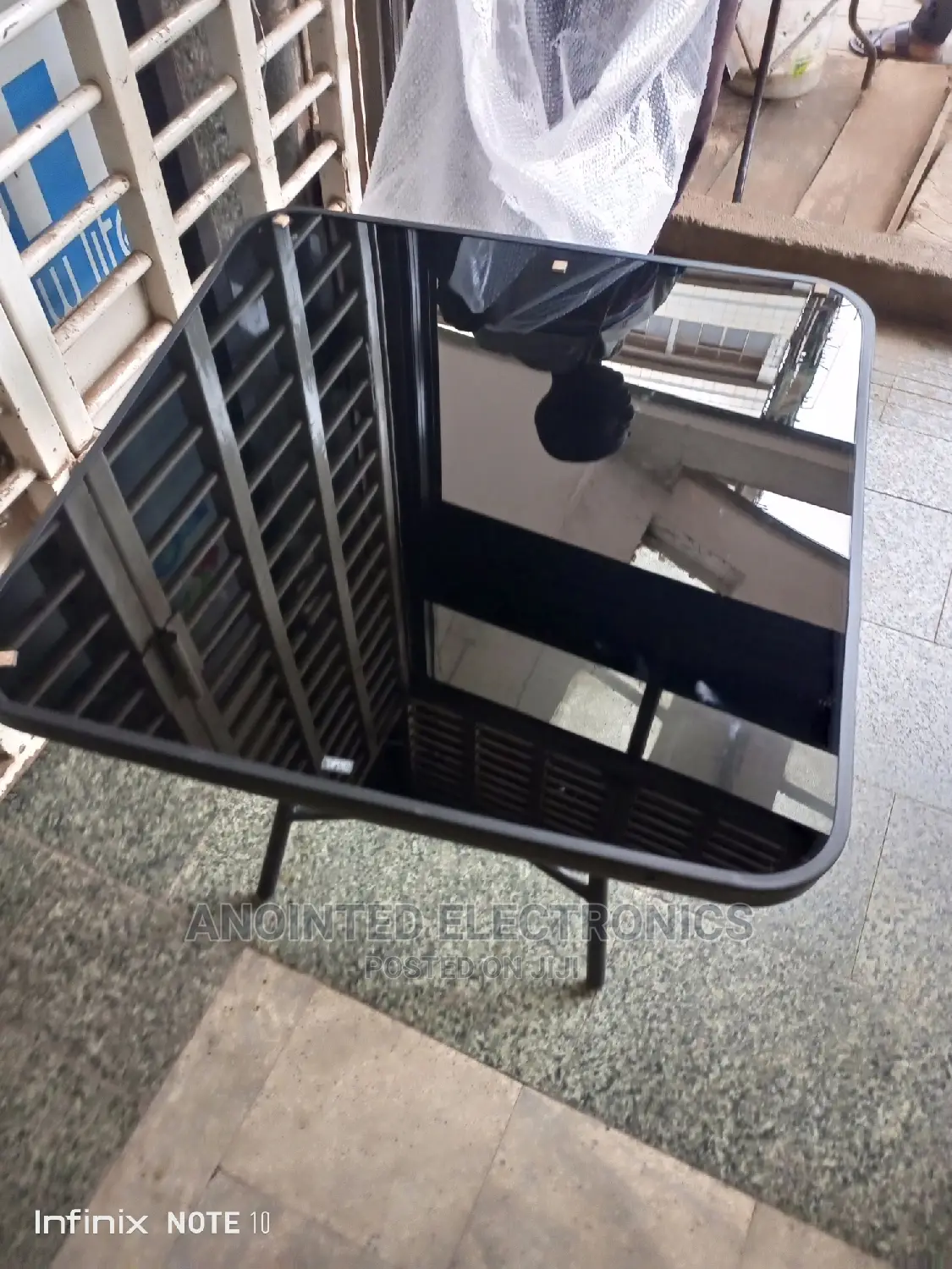 Foldable Glass Table