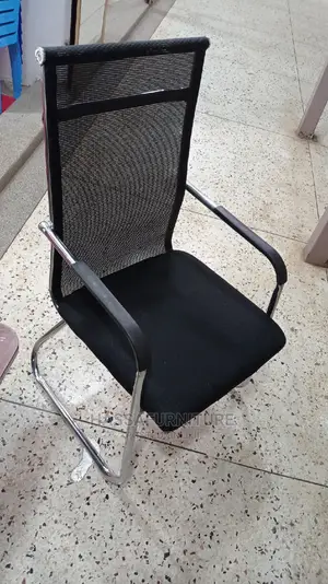 Mesh Vistors Chair