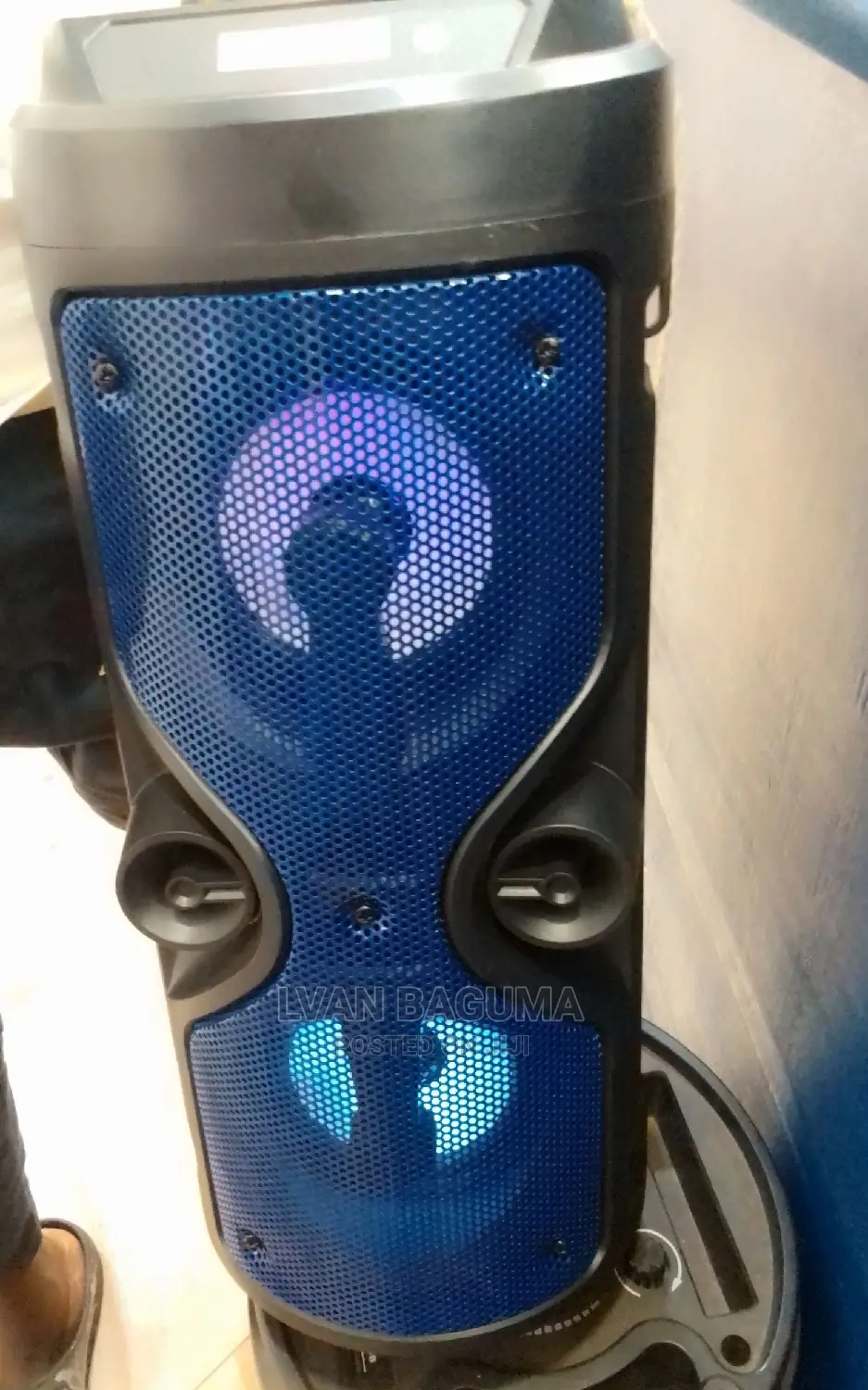 Tube Shaped Portable Bluetooth Speaker - Size 16 X 7 Inches.