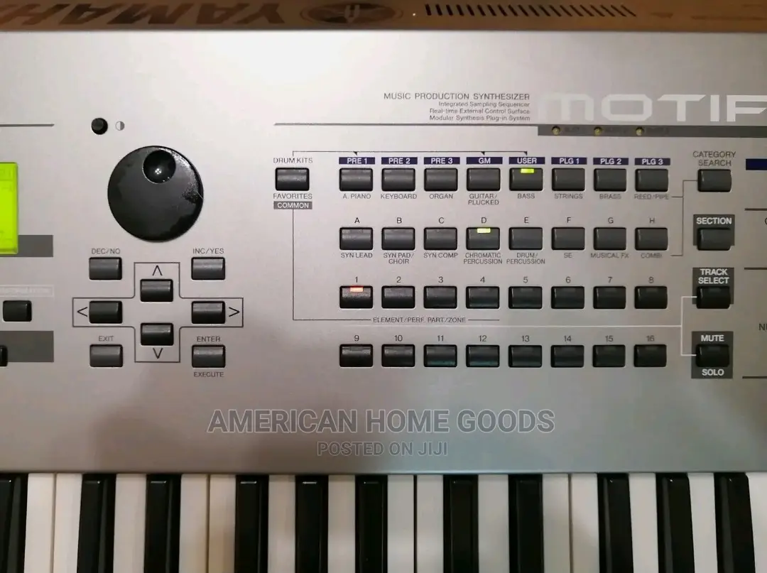 The Motif6 Yamaha Production Synthesizer Prof'nal Keyboard