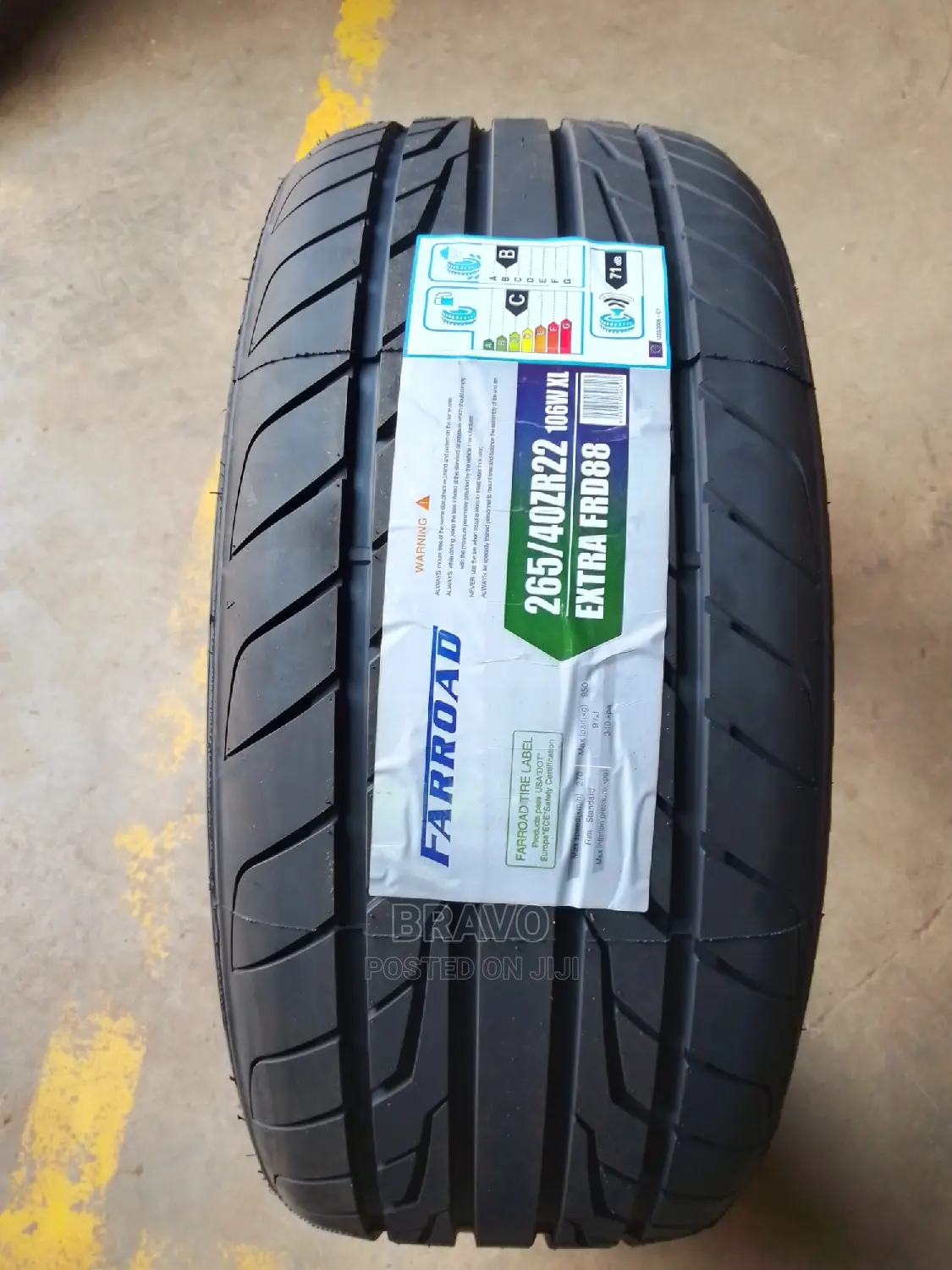 265/40r22 FARROAD Seasonal Tires.