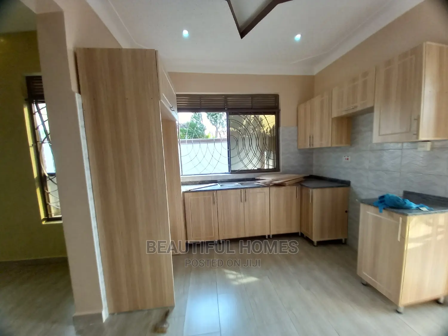 Furnished 4bdrm House in Kira, Central Division for Sale