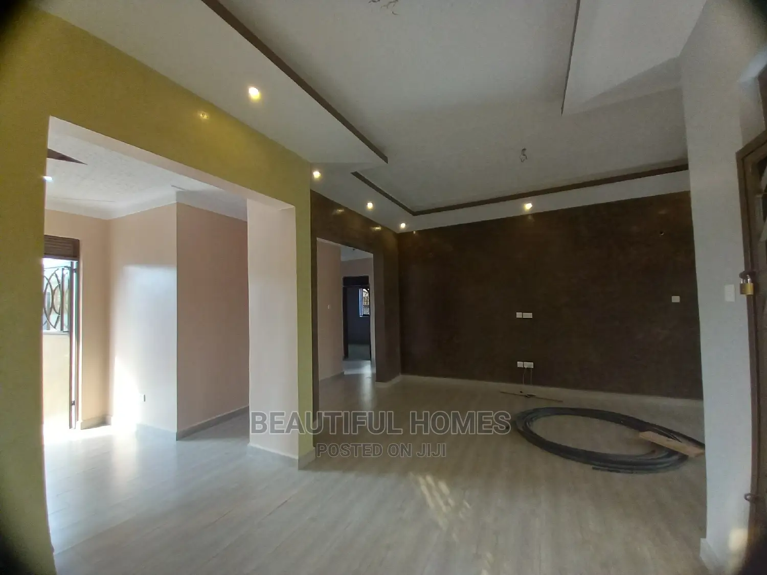 Furnished 4bdrm House in Kira for Sale
