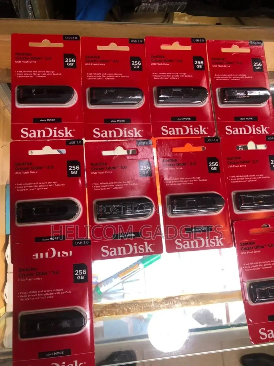 San Disk 256 Gb Flash Drive