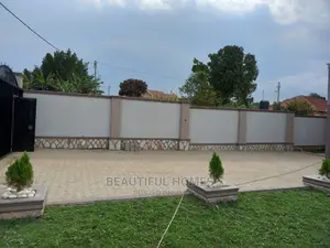 Furnished 4bdrm Bungalow in Kira for Sale