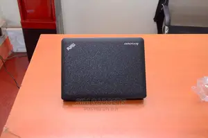 Laptop Lenovo ThinkPad X100e 4GB Intel Celeron HDD 320GB