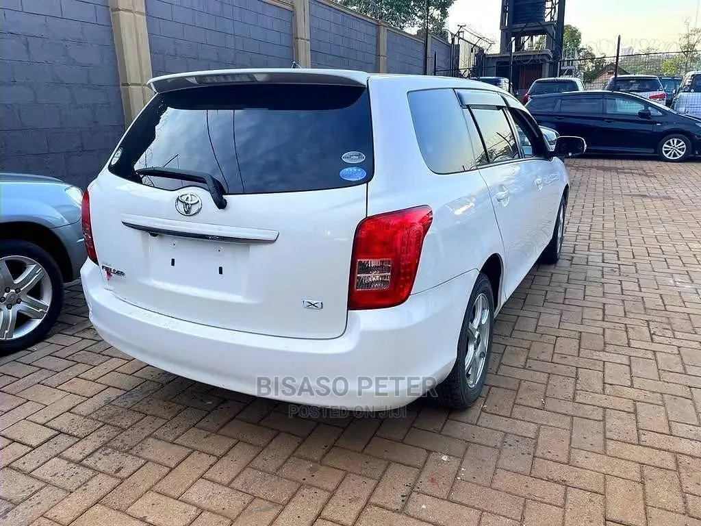 Toyota Corolla Fielder 2008 White