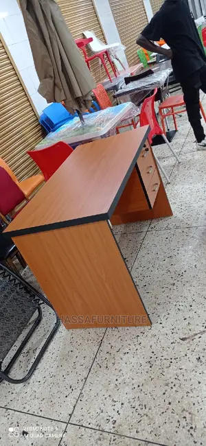 Office Desk Size 120cm Brand New