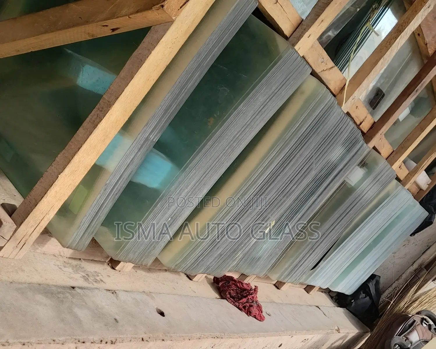 Door Glasses, Windscreen Glass, Side Fix Glass, Vent Etc