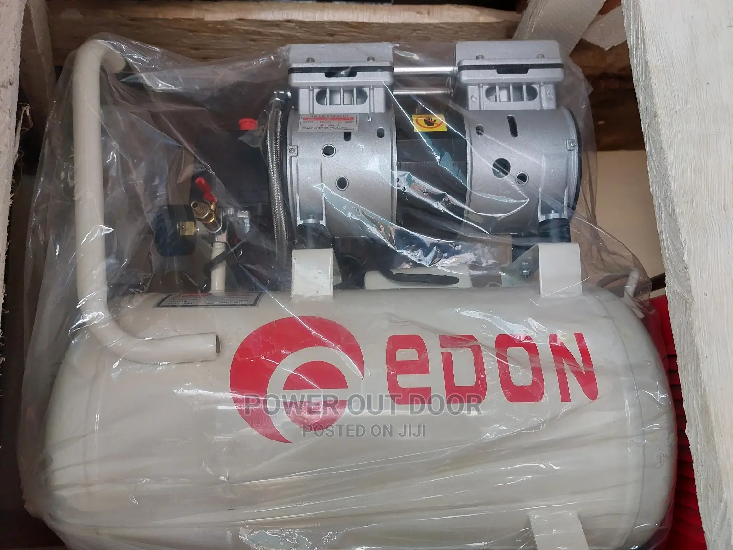 25 Litre Edon Silent Air Compressor