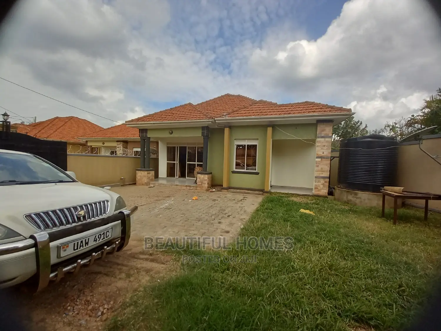 Furnished 4bdrm House in Kira Mamerito Road for Sale