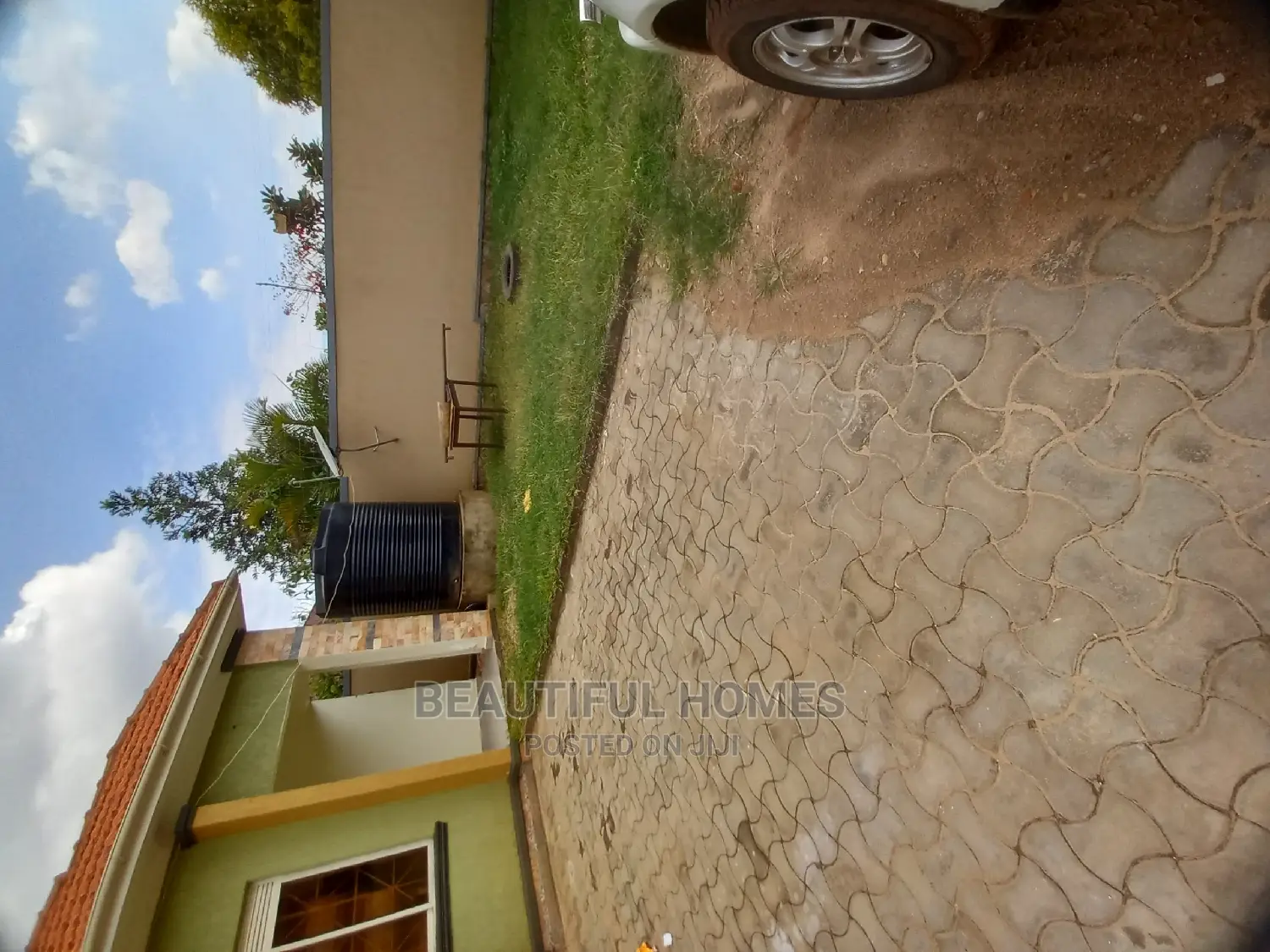 Furnished 4bdrm Bungalow in Kira Tarmacked for Sale