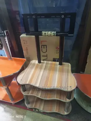 Tv Stand With Brackets for Holding Tv