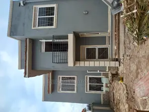 Furnished 4bdrm Duplex in Kira Corporate for Sale