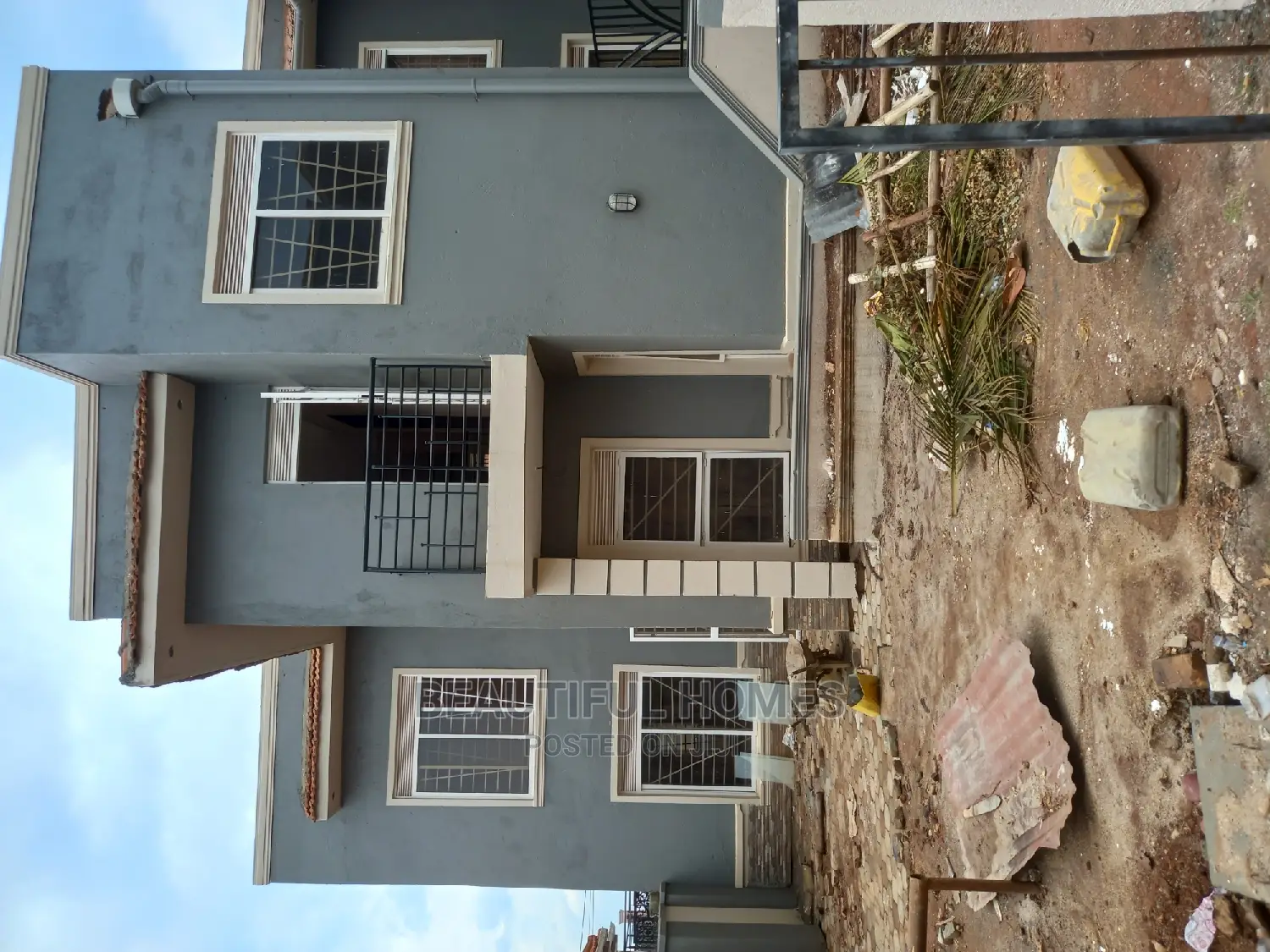Furnished 4bdrm House in Kira Corporate for Sale