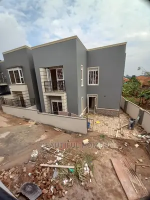 Furnished 4bdrm House in Kira Corporate for Sale