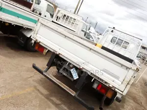 Isuzu Truck With 4BE1 Engine