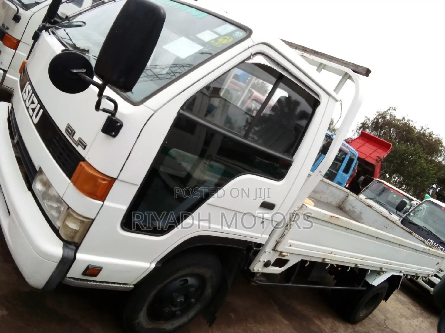 Isuzu Truck With 4BE1 Engine