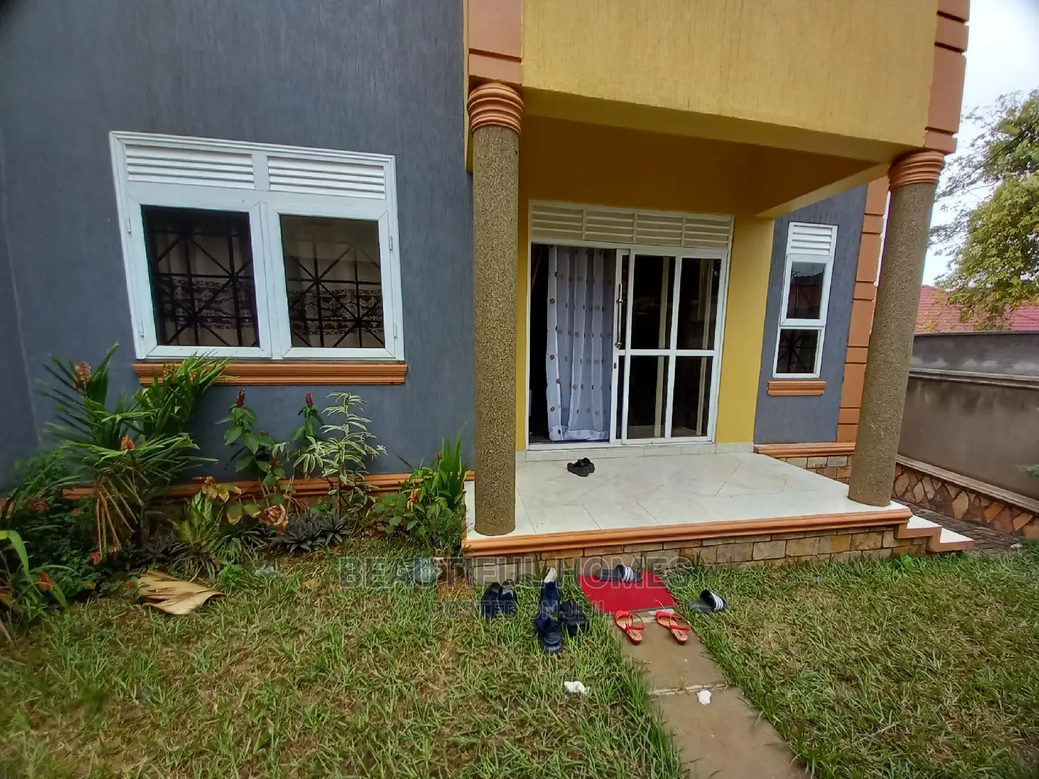 Furnished 4bdrm Bungalow in Najjera, Kira for Sale