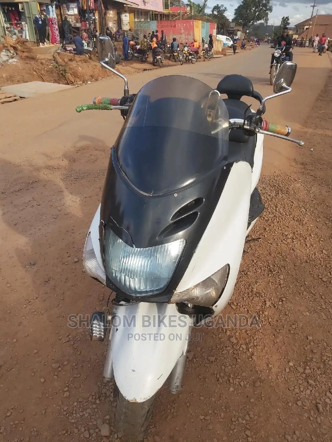 Yamaha Majesty 2017 White