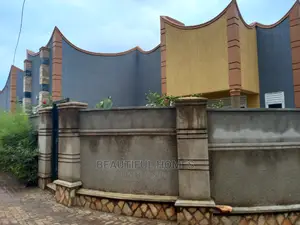 Furnished 4bdrm Maisonette in Najjera, Central Division for Sale