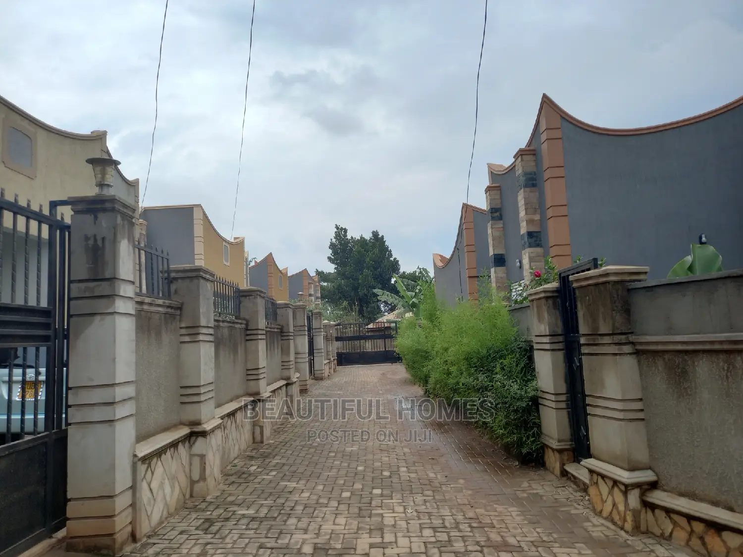 Furnished 4bdrm Maisonette in Najjera, Central Division for Sale