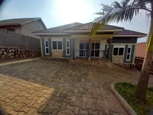 Furnished 3bdrm House in Kira for Sale